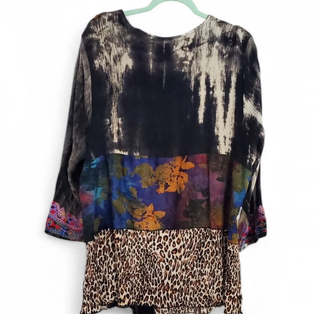 Calessa Multicolor Button-Down Women's Top. Size 2X. - Picture 4 of 13